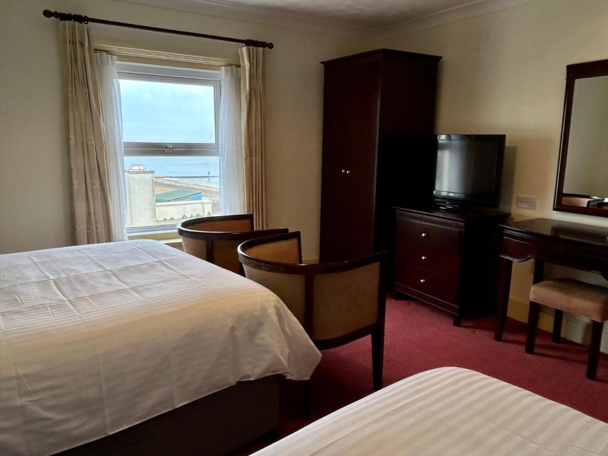 Regent Court - Seafront, Sandown - Free Car Ferry For Bookings Of 3 Or More Nights, Subject To Availability Esterno foto