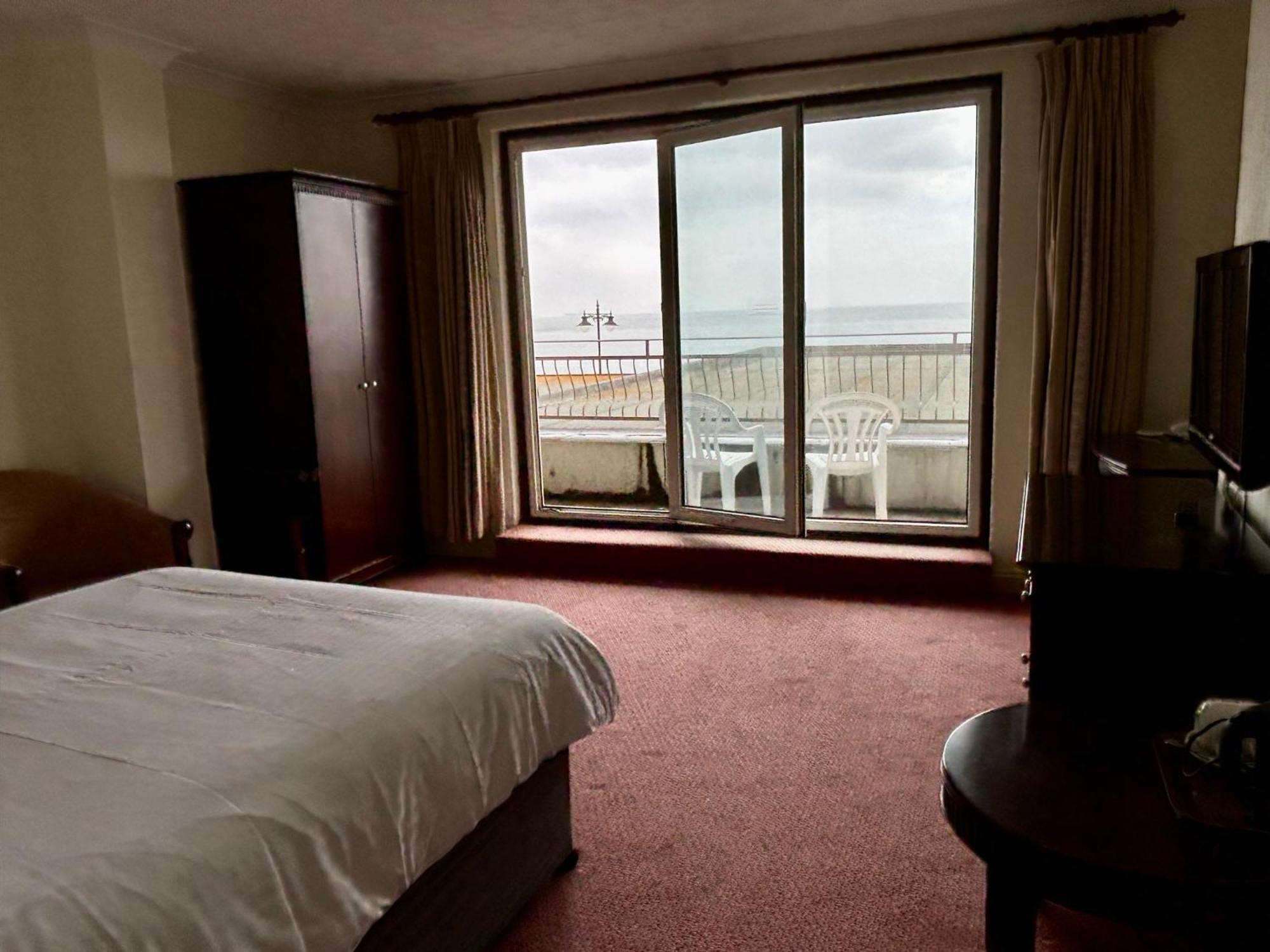Regent Court - Seafront, Sandown - Free Car Ferry For Bookings Of 3 Or More Nights, Subject To Availability Camera foto