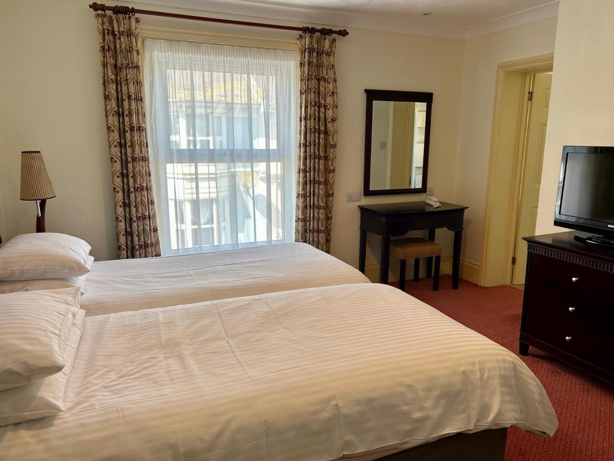 Regent Court - Seafront, Sandown - Free Car Ferry For Bookings Of 3 Or More Nights, Subject To Availability Camera foto